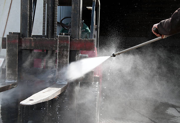 Best Oil Spill Cleanup  in Knob Noster, MO
